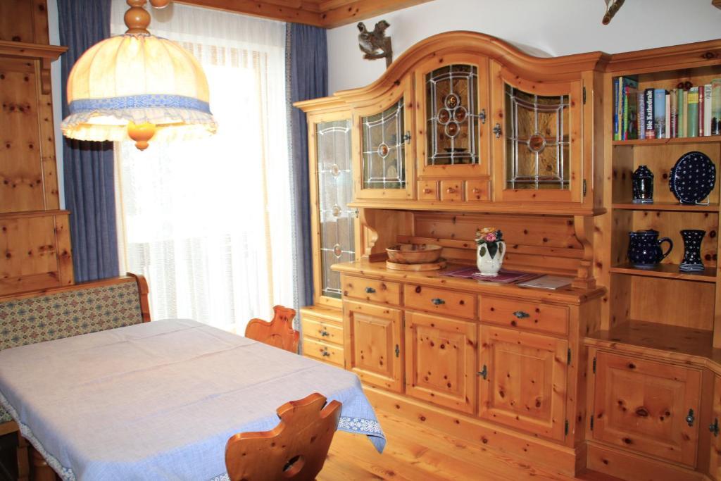 Gasthof Zur Gams Donnersbachwald Δωμάτιο φωτογραφία